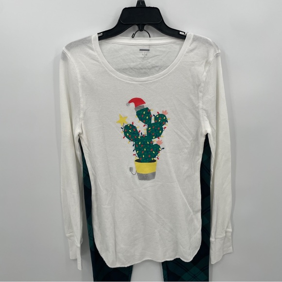 OLD NAVY WOMEN'S THERMAL HOLIDAY PRINT PAJAMA SET SIZE LARGE - Picture 5 of 6